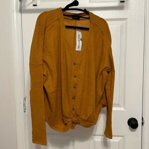 NWT Urban Outfitters top size small